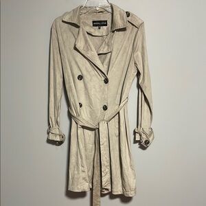 Kendall + Kylie Tan Trench Coat Size Medium NWOT